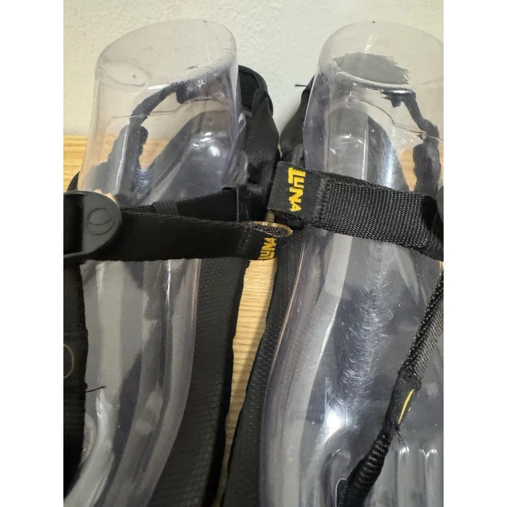 Luna Vibram Barefoot Thong Oso Flaco Winged Sandals Men 8.5/ Women 10.5 Black